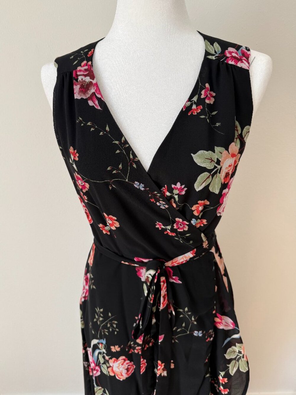 Lulus Tawny Black Floral Print Wrap Maxi Dress - Size Medium - Picture 8 of 11